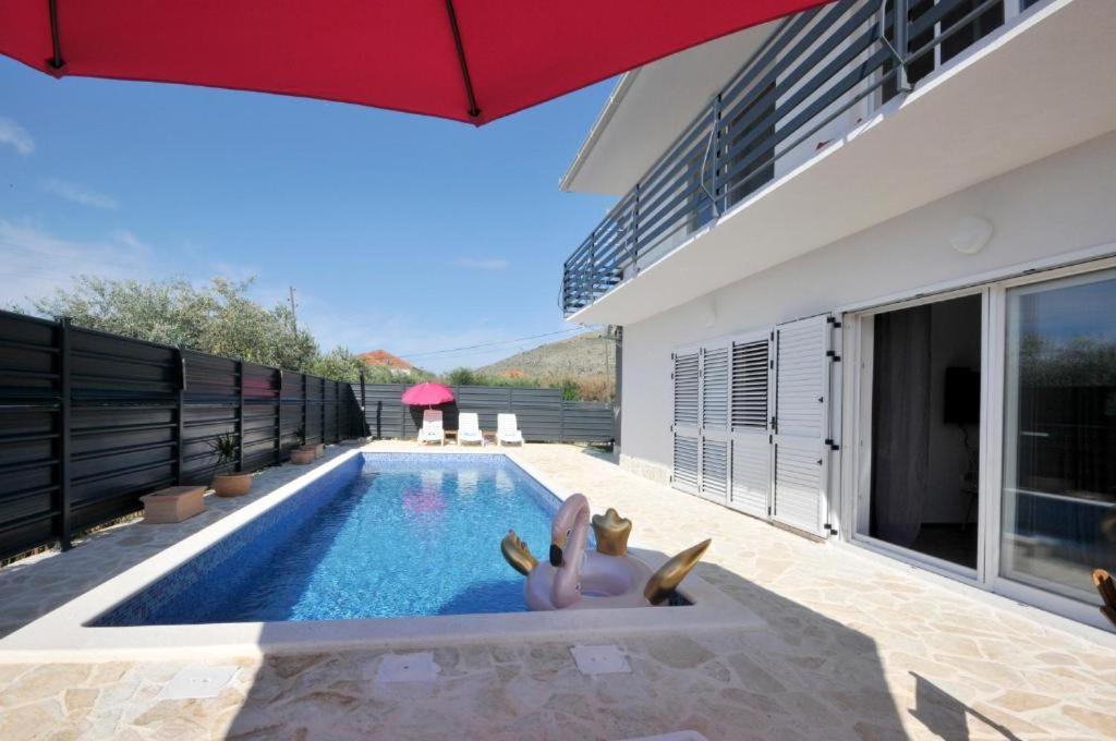 Villa Carolina Trogir Eksteriør billede